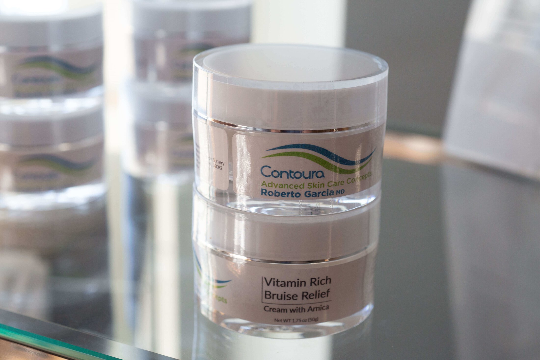 Contoura Vitamin Rich Bruise Cream with Arnica product